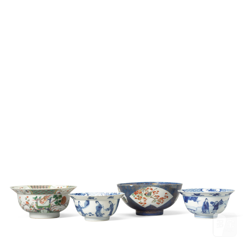 清康熙 青花盌兩件、五彩盌一件及灑藍釉五彩盌一件 | TWO BLUE AND WHITE BOWLS, A FAMILLE VERTE BOWL AND A FAMILLE VERTE AND POWDER BLUE BOWL